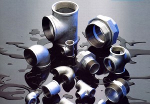 Manicotti in acciaio, flange in ferro e flange in acciaio sono tutti prodotti certificati realizzati da Lombarda S.p.a.